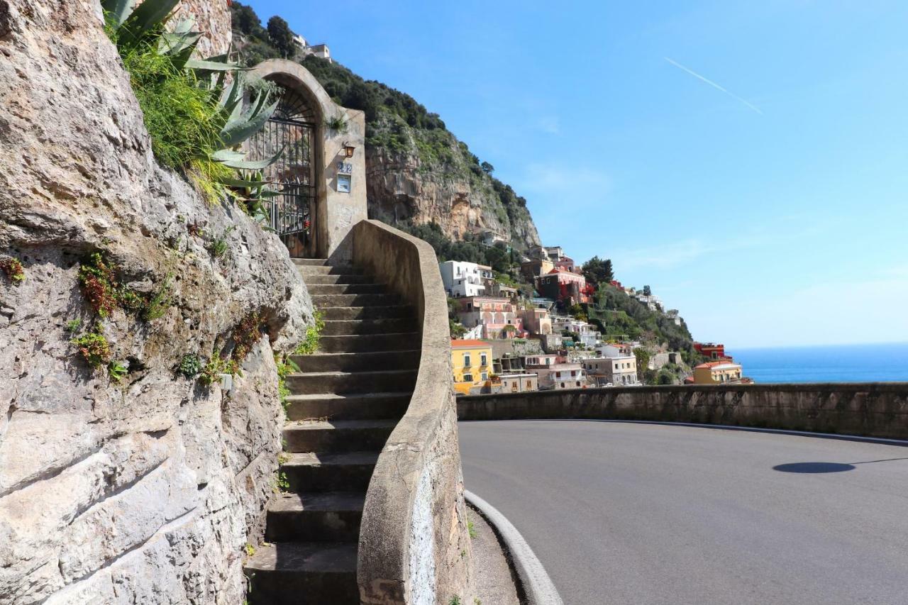 Estate4Home - Maison Lirio Positano Bagian luar foto